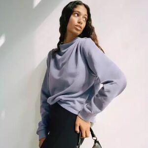 Zara Pleated Sweatshirt‎ in Lavender S